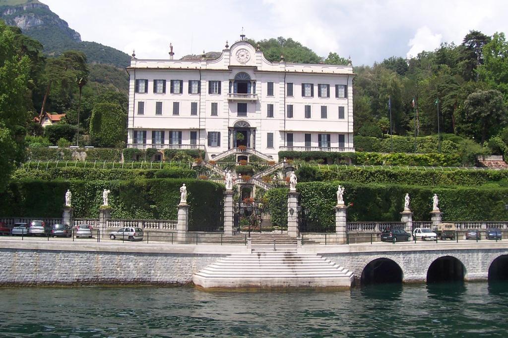 Elegant Sweet Apt Cernobbio Centro エクステリア 写真